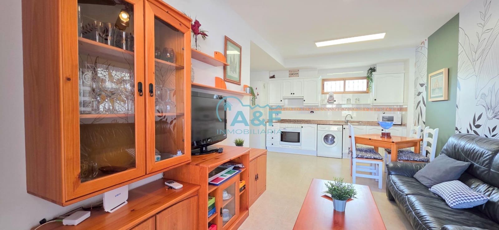 2 soveværelse Lejlighed til salg i Oropesa  med swimmingpool garage - € 160.000 (Ref: 9427337)