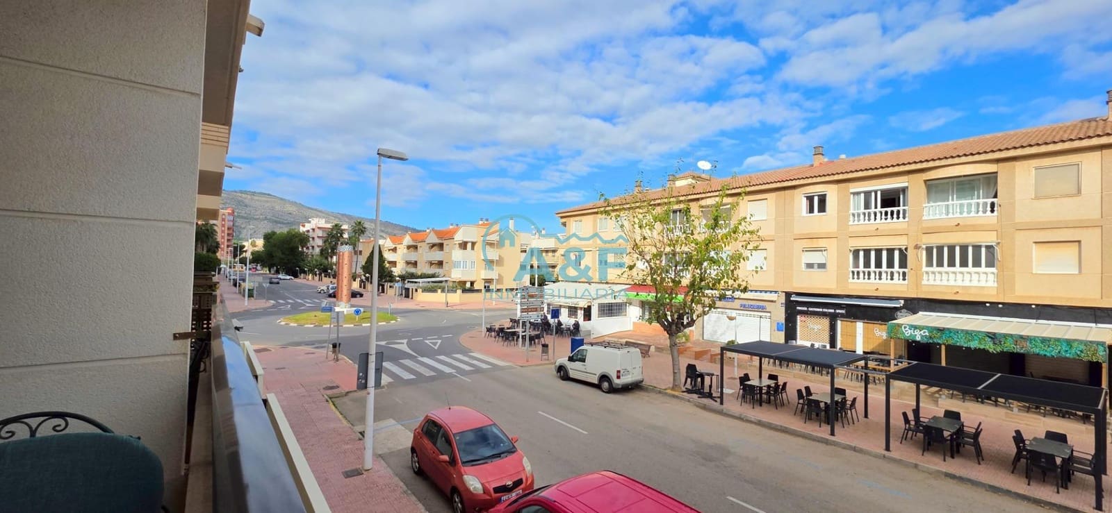 2 soveværelse Lejlighed til salg i Oropesa  med swimmingpool garage - € 160.000 (Ref: 9427337)