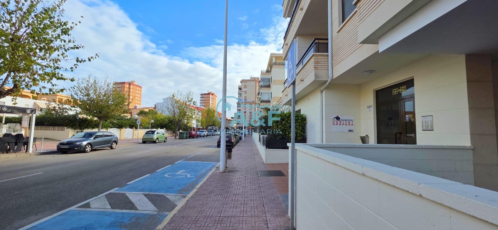 2 soveværelse Lejlighed til salg i Oropesa  med swimmingpool garage - € 160.000 (Ref: 9427337)