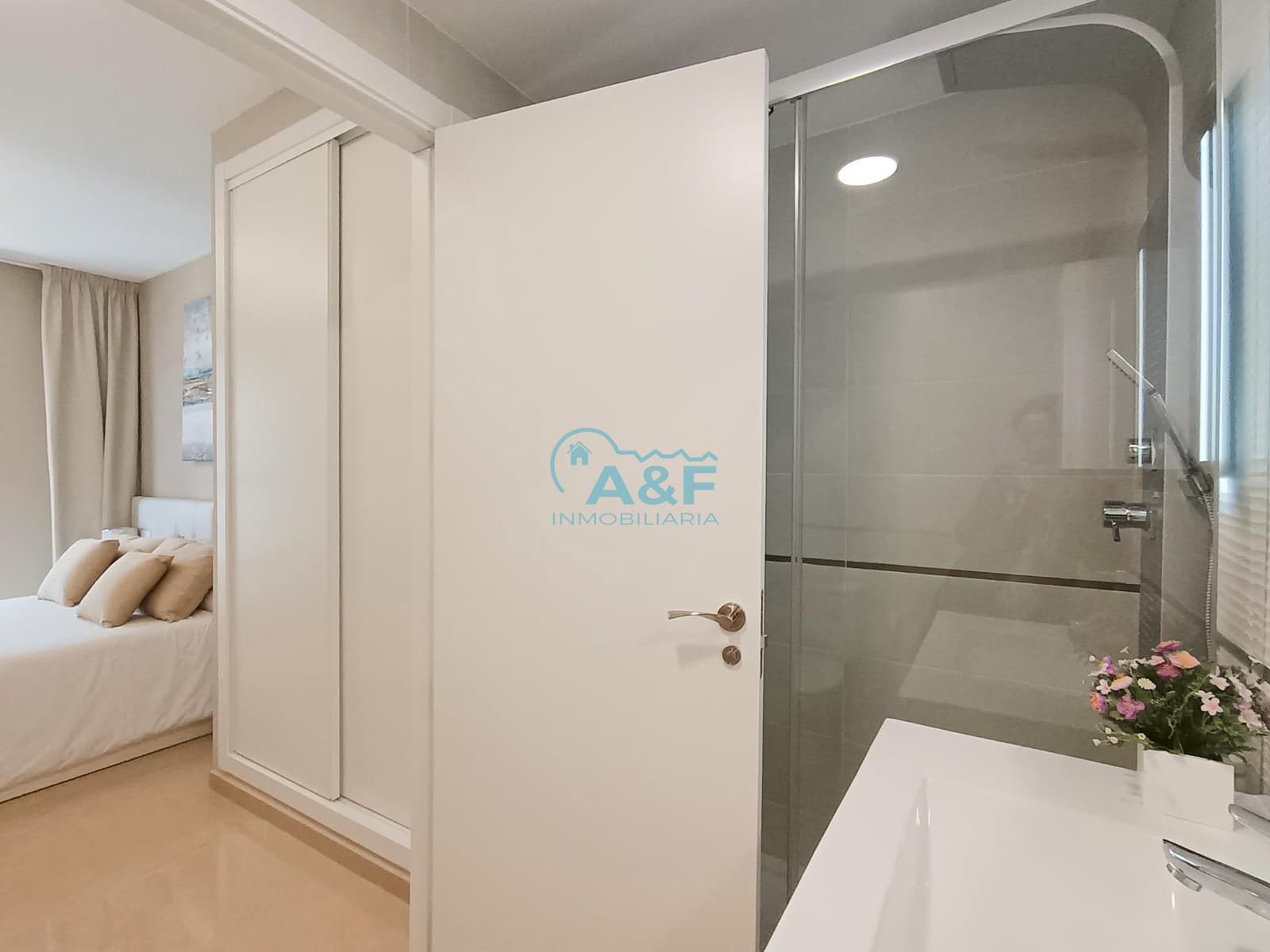 2 bedroom Apartment for sale in Cabanes with pool garage - € 220,000 (Ref: 9440680)