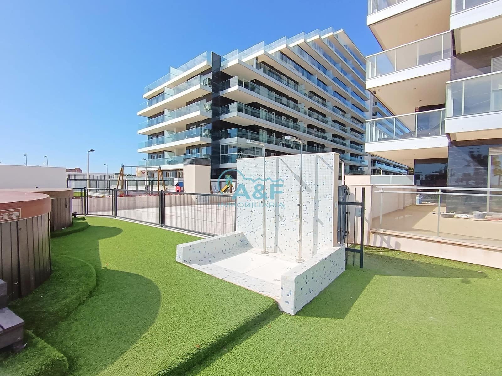 2 bedroom Apartment for sale in Cabanes with pool garage - € 220,000 (Ref: 9440680)