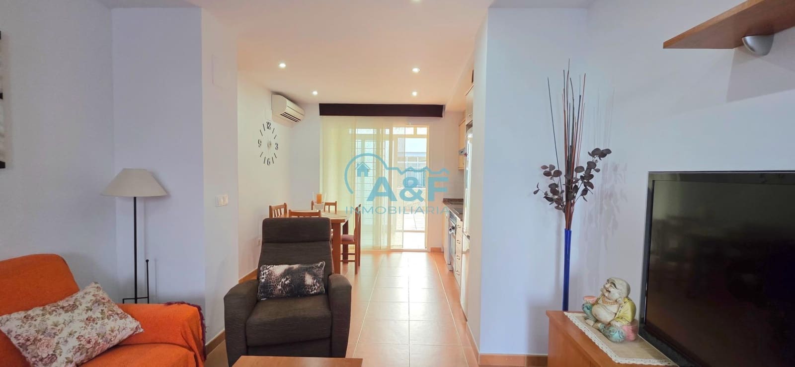 Appartement de 2 chambres à louer à Oropesa  avec piscine garage - 700 € (Ref: 9456410)