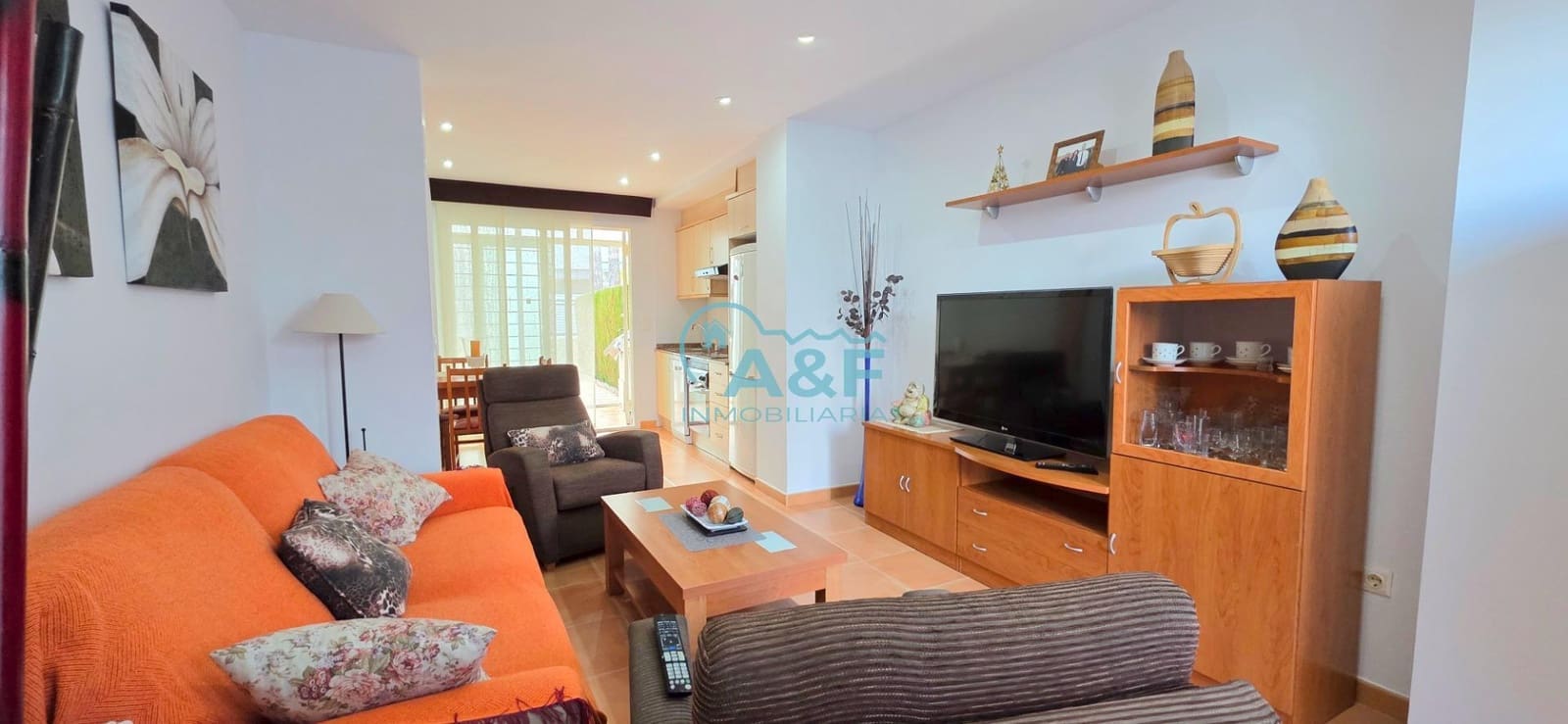 Appartement de 2 chambres à louer à Oropesa  avec piscine garage - 700 € (Ref: 9456410)