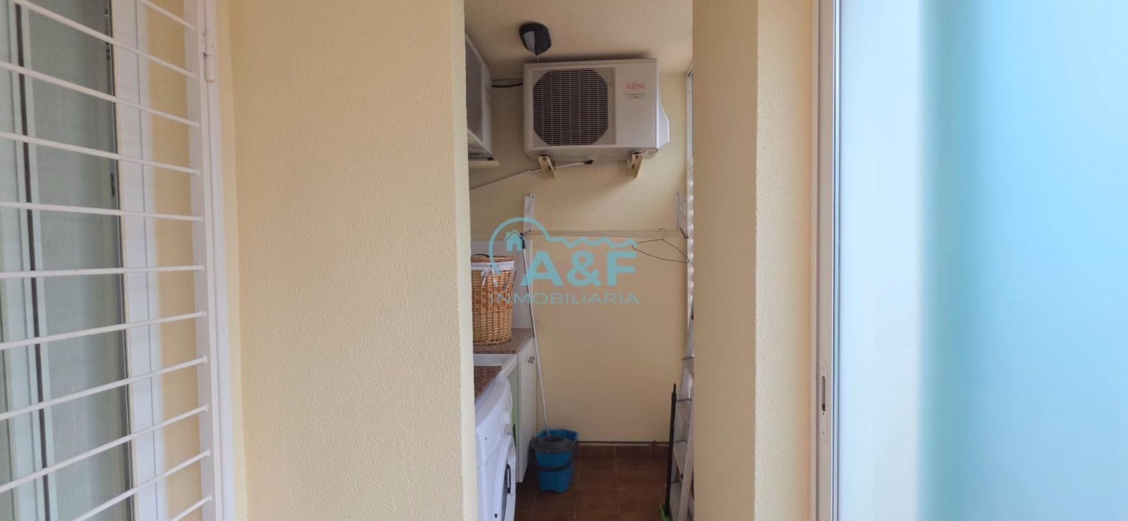 Appartement de 2 chambres à louer à Oropesa  avec piscine garage - 700 € (Ref: 9456410)