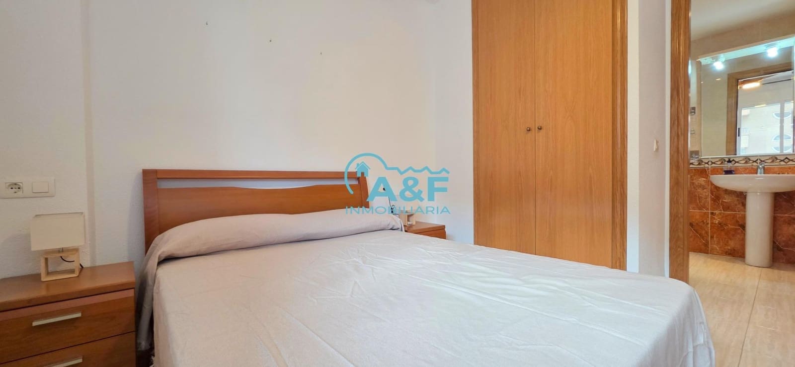 2 Zimmer Apartment zu vermieten in Oropesa  mit Pool Garage - 625 € (Ref: 9456411)