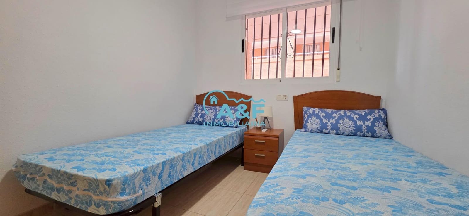 2 Zimmer Apartment zu vermieten in Oropesa  mit Pool Garage - 625 € (Ref: 9456411)