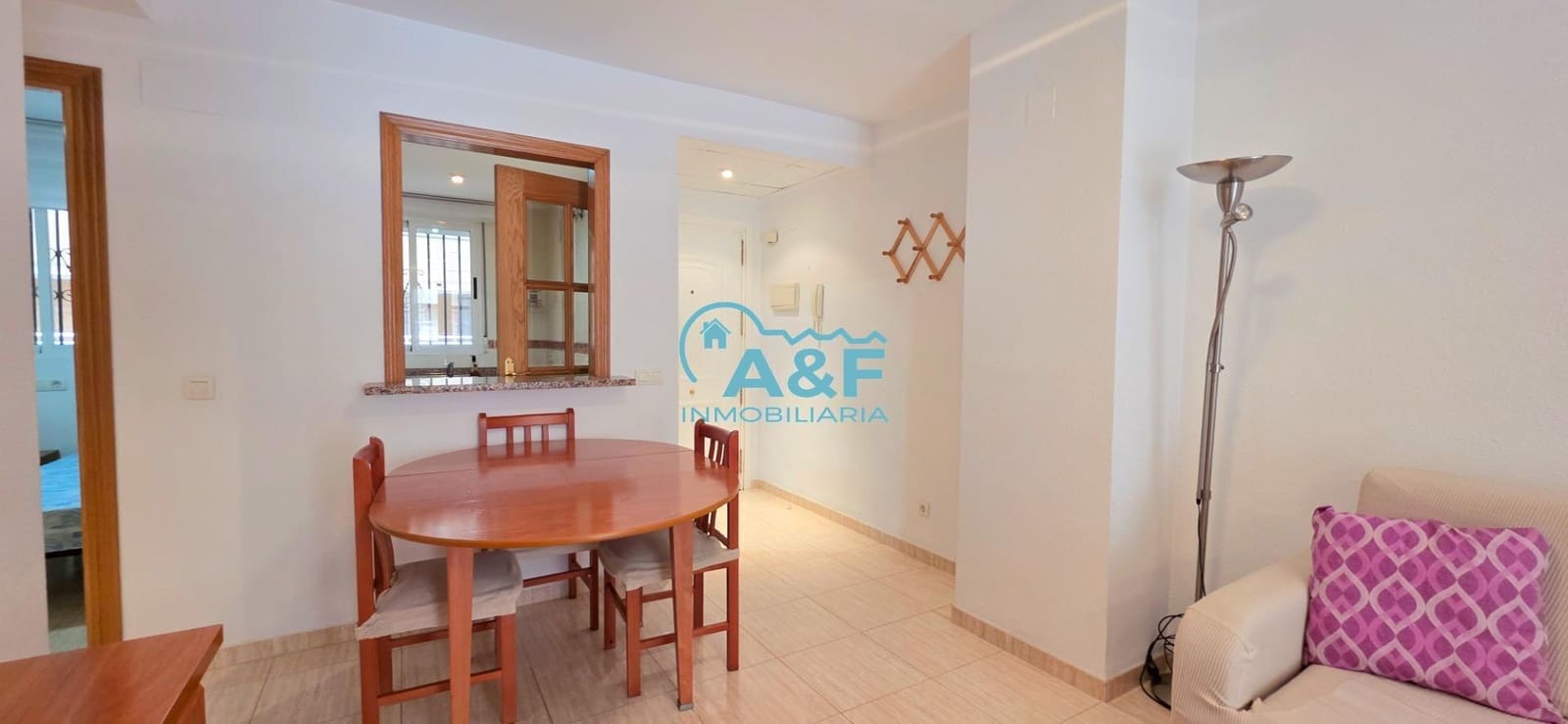 2 Zimmer Apartment zu vermieten in Oropesa  mit Pool Garage - 625 € (Ref: 9456411)