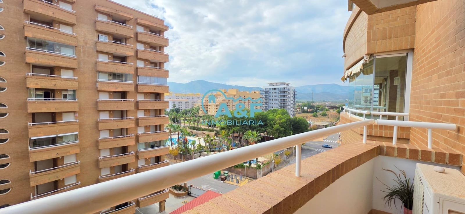 2 Zimmer Apartment zu vermieten in Oropesa  mit Pool Garage - 625 € (Ref: 9456411)