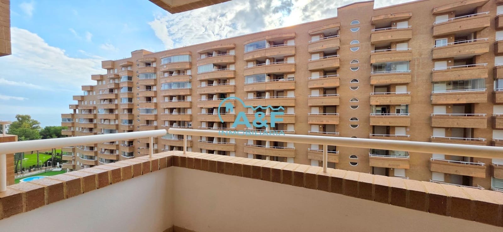 2 Zimmer Apartment zu vermieten in Oropesa  mit Pool Garage - 625 € (Ref: 9456411)