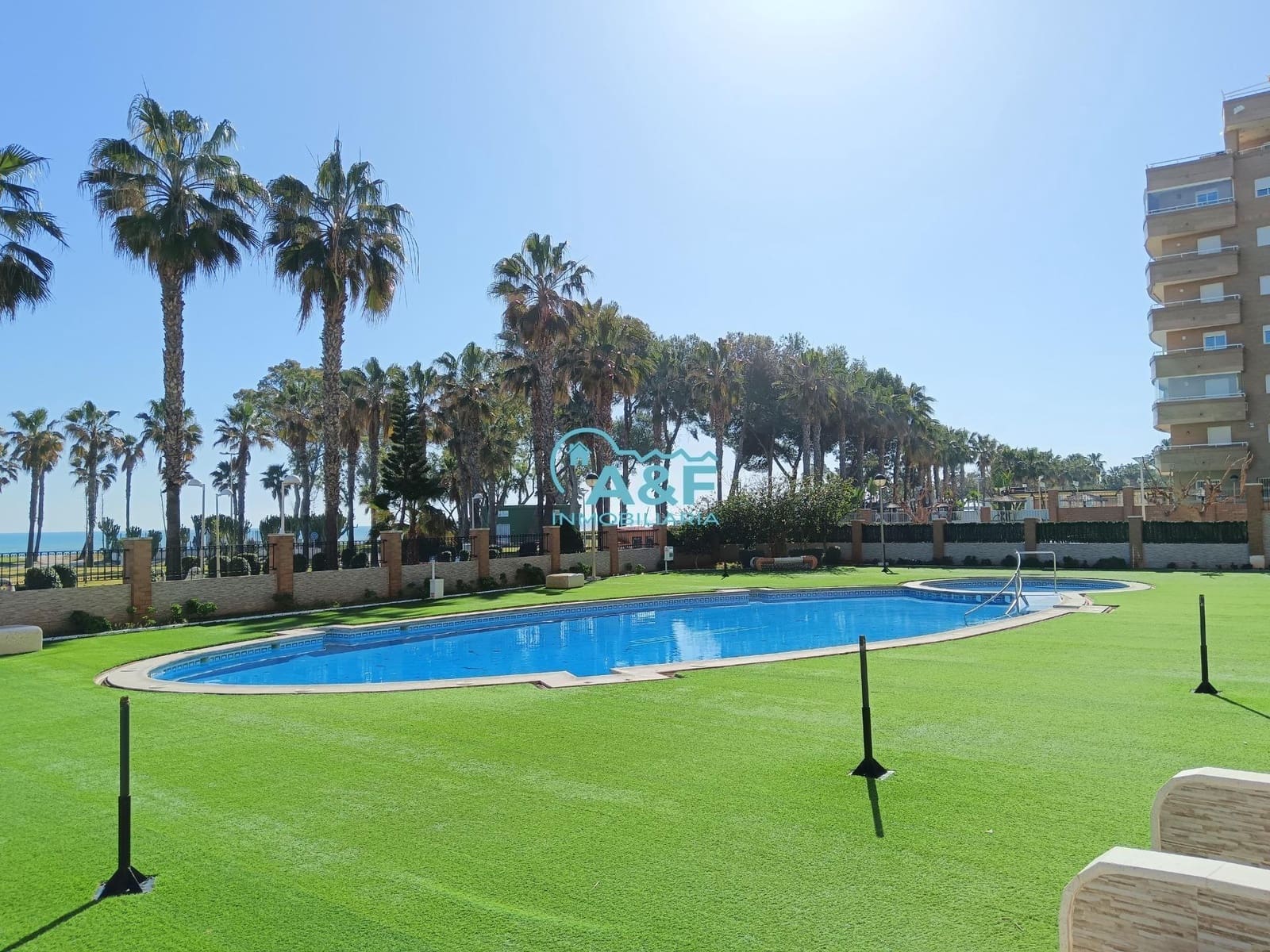 2 Zimmer Apartment zu vermieten in Oropesa  mit Pool Garage - 625 € (Ref: 9456411)