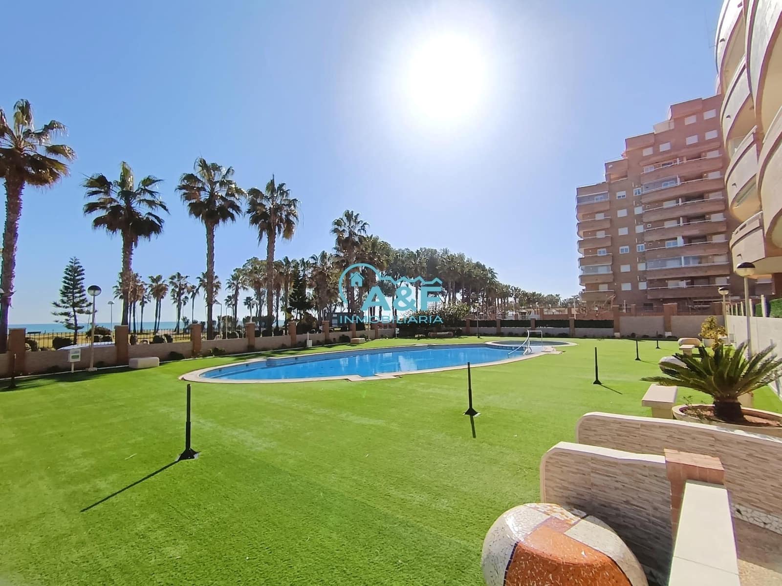 2 Zimmer Apartment zu vermieten in Oropesa  mit Pool Garage - 625 € (Ref: 9456411)