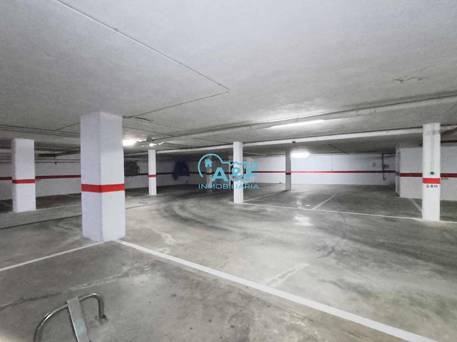 2 Zimmer Apartment zu vermieten in Oropesa  mit Pool Garage - 625 € (Ref: 9456411)