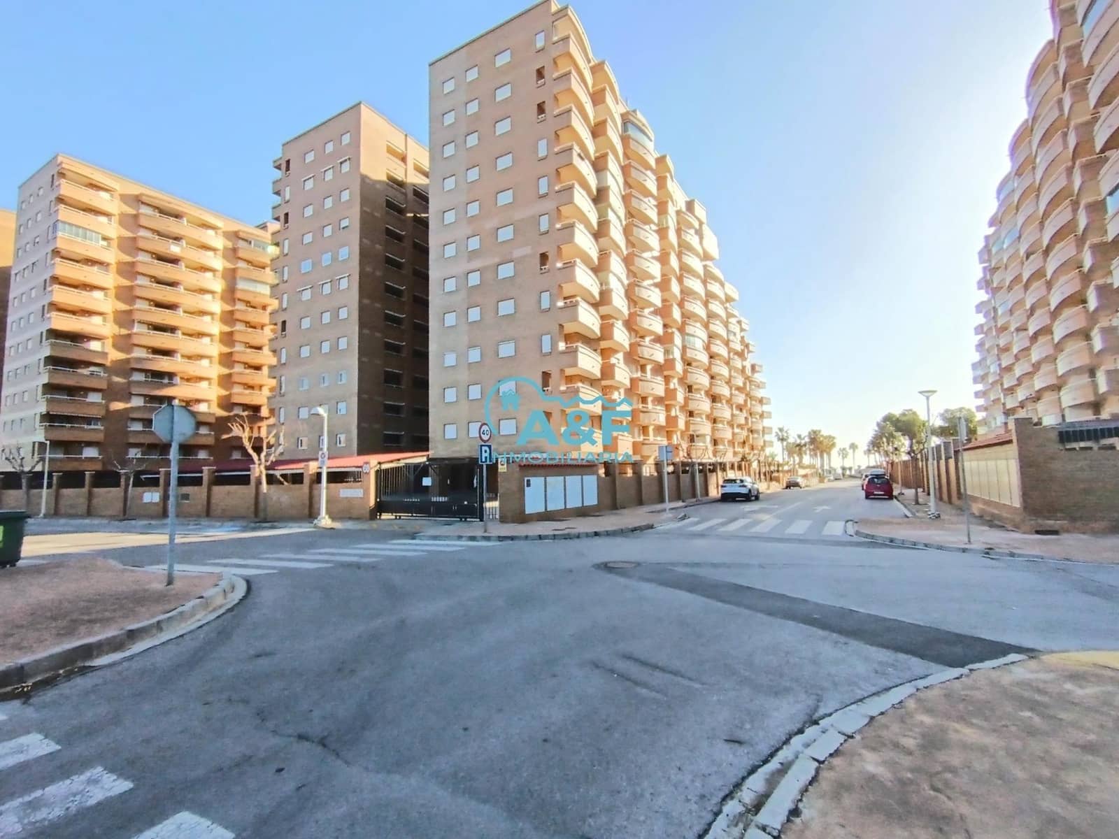 2 Zimmer Apartment zu vermieten in Oropesa  mit Pool Garage - 625 € (Ref: 9456411)