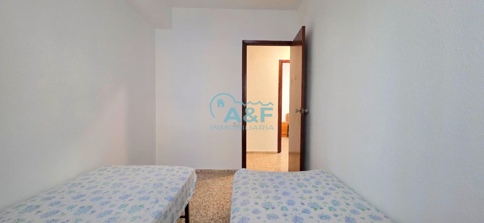 4 quarto Apartamento para venda em Oropesa  - 117 000 € (Ref: 9468558)