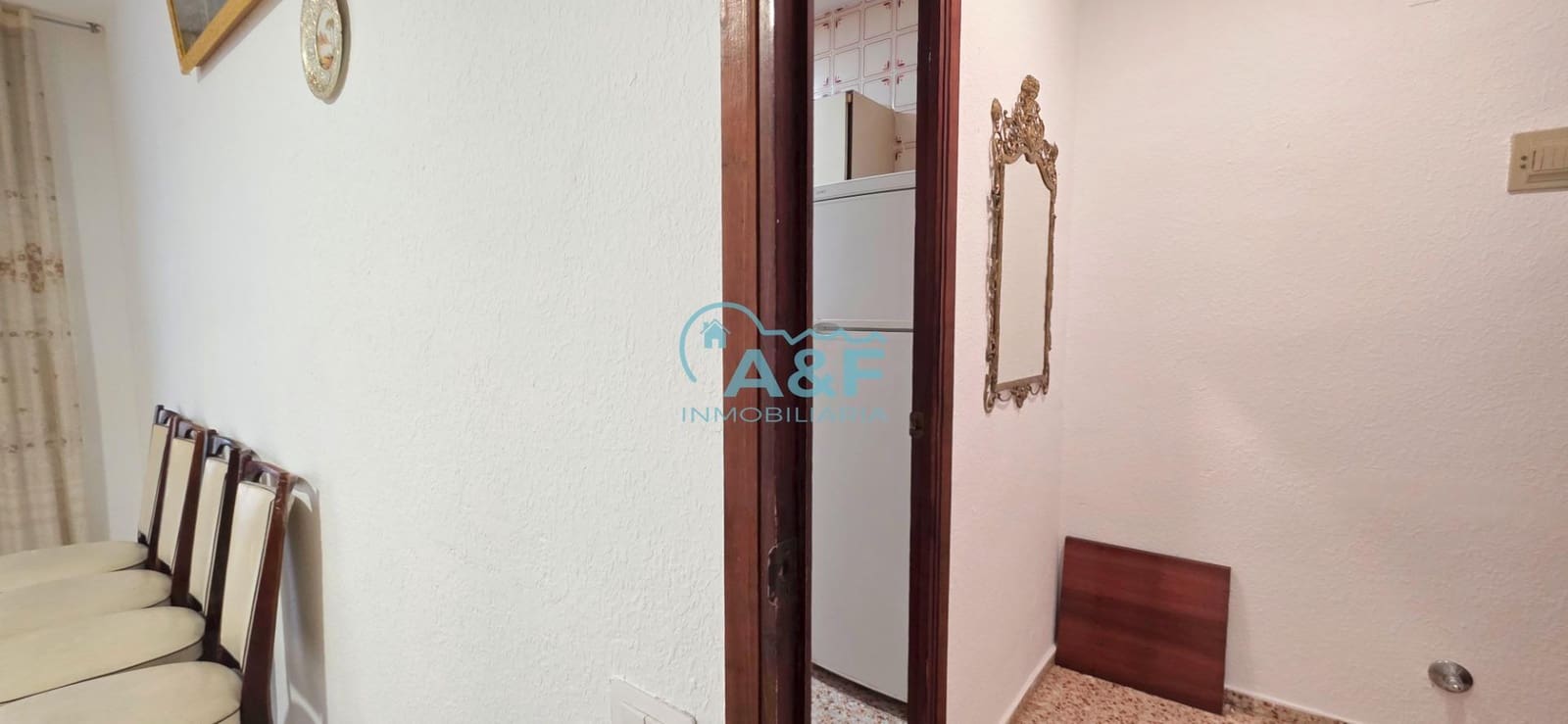 4 bedroom Flat for sale in Oropesa  - € 115,000 (Ref: 9468558)