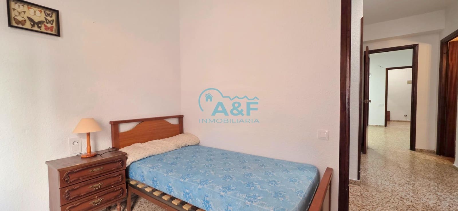 4 bedroom Flat for sale in Oropesa  - € 115,000 (Ref: 9468558)