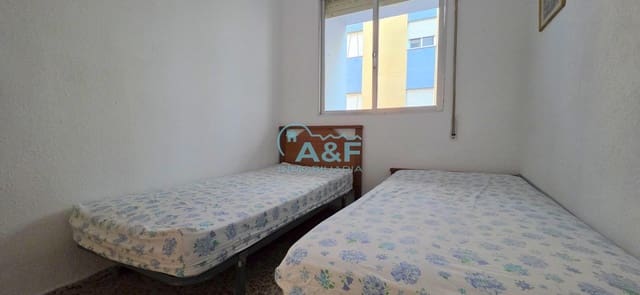 4 soveværelse Lejlighed til salg i Oropesa  - € 115.000 (Ref: 9468558)