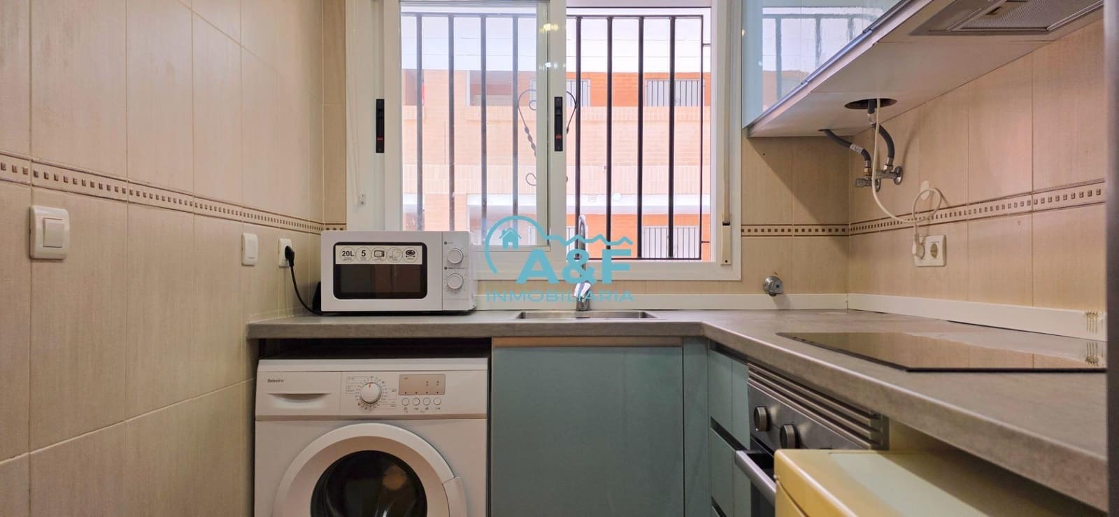 2 chambre Appartement à vendre à Oropesa  avec garage - 180 000 € (Ref: 9958211)