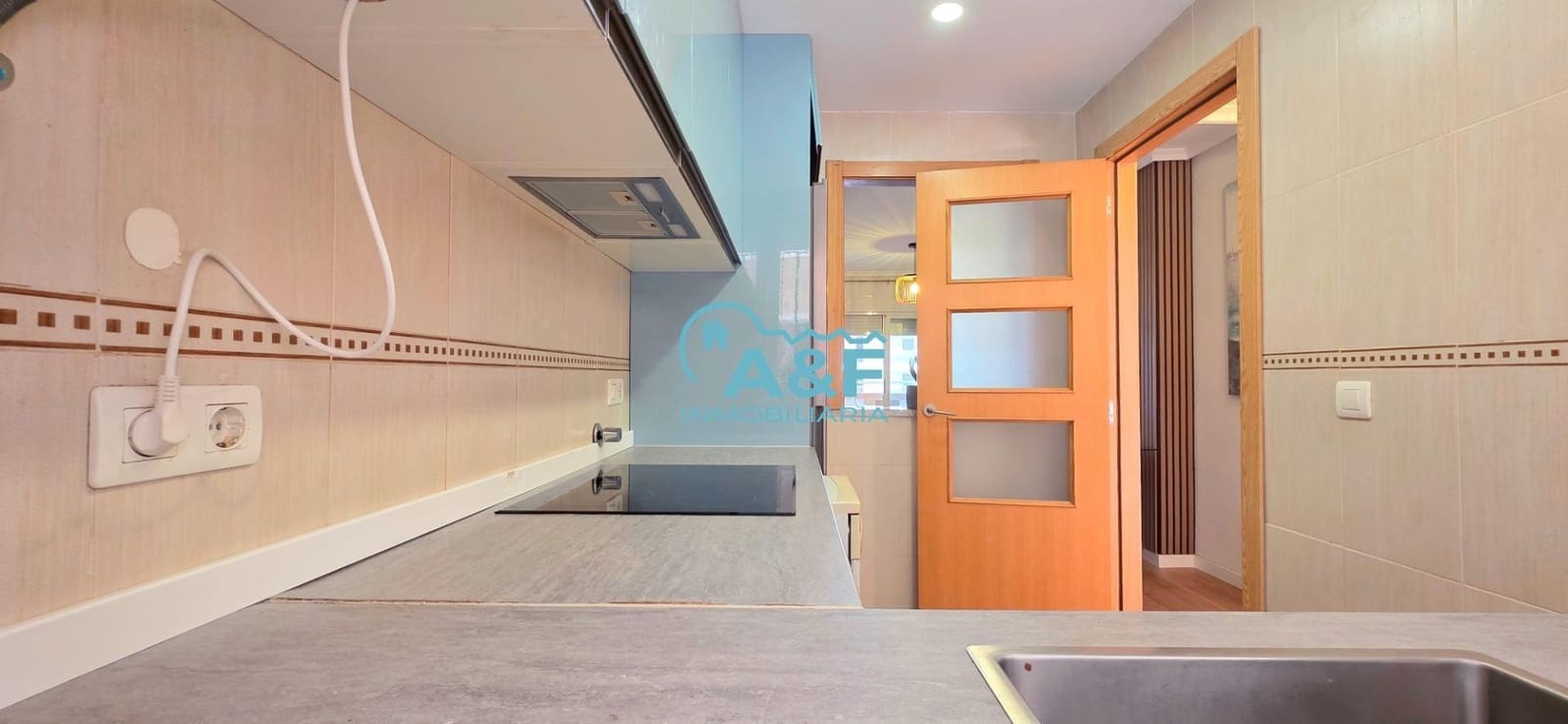 2 chambre Appartement à vendre à Oropesa  avec garage - 180 000 € (Ref: 9958211)