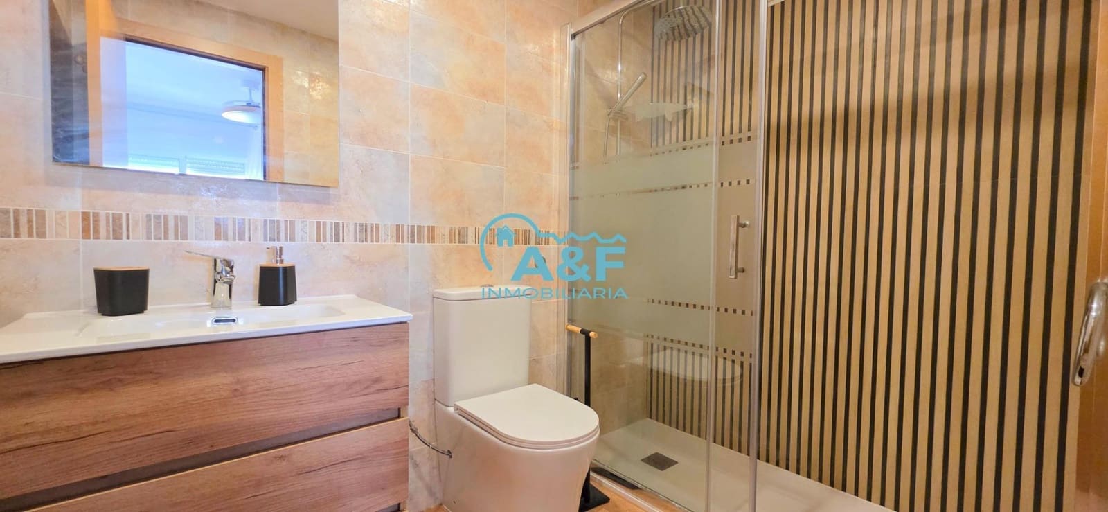 2 chambre Appartement à vendre à Oropesa  avec garage - 180 000 € (Ref: 9958211)