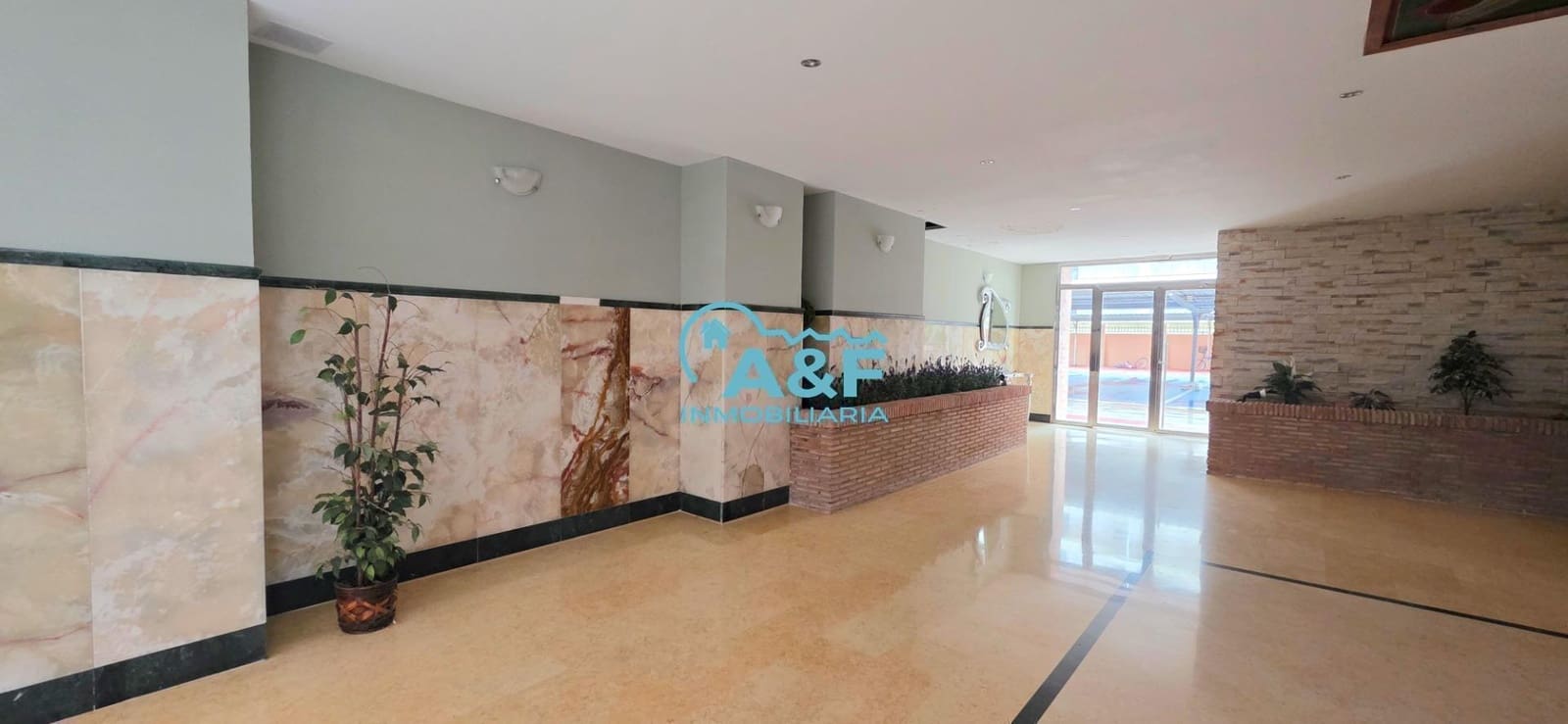 2 chambre Appartement à vendre à Oropesa  avec garage - 180 000 € (Ref: 9958211)