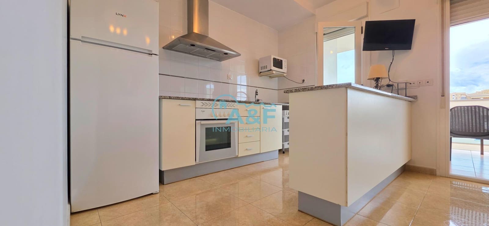 2 bedroom Apartment for sale in Oropesa  with pool garage - € 178,000 (Ref: 9958212)
