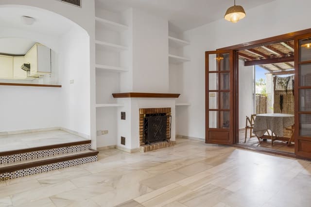 2 Zimmer Reihenhaus zu verkaufen in Guadalobón, Estepona mit Pool Garage - 469.000 € (Ref: 10091034)