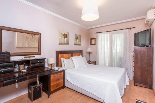 3 soveværelse Byhus til salg i Parque de la Paloma, Benalmádena - € 399.000 (Ref: 10170486)