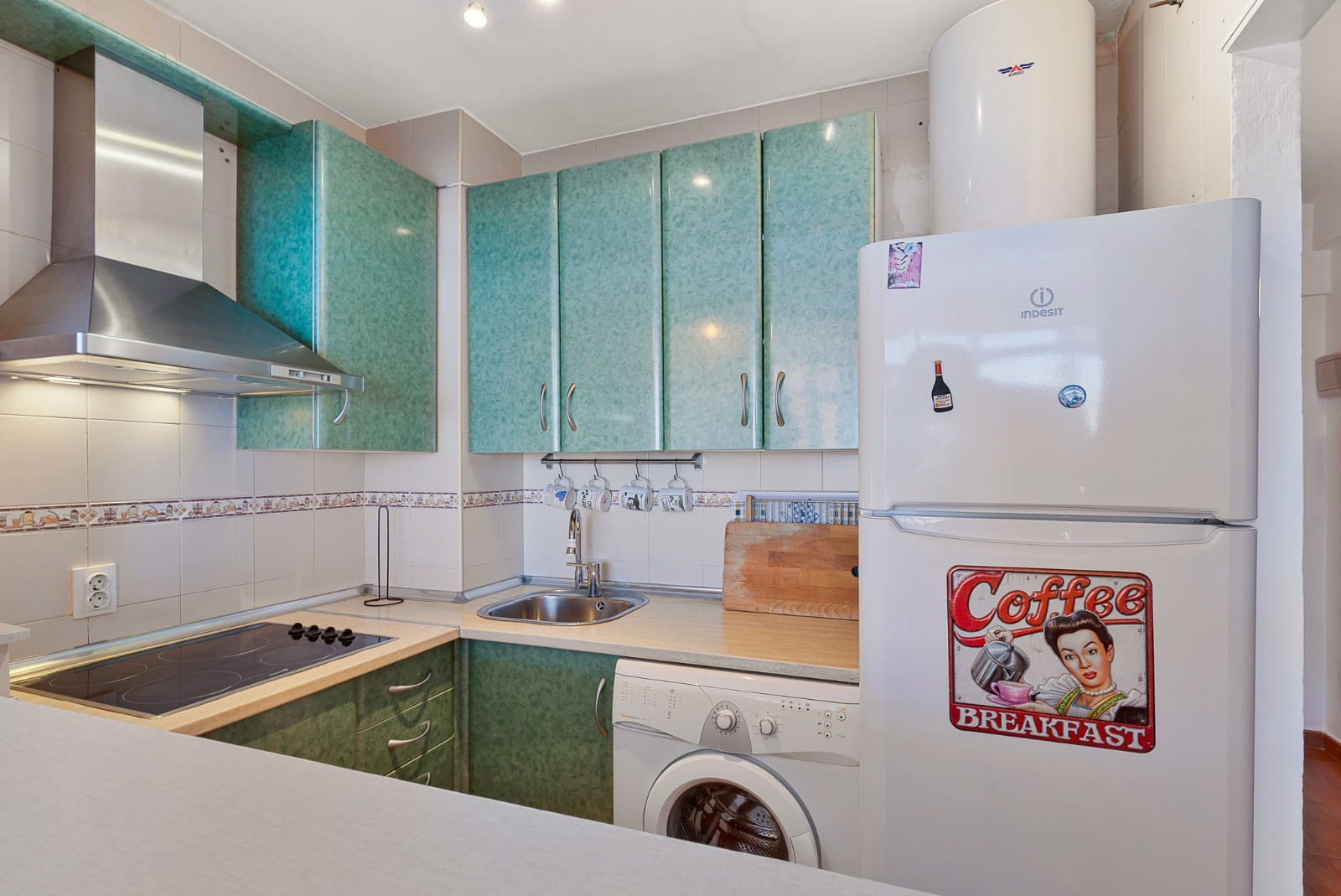 1 bedroom Beach Apartment for sale in Torremolinos with pool - € 325,000 (Ref: 9746770)