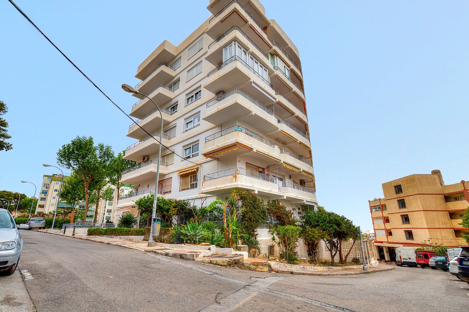 1 bedroom Beach Apartment for sale in Torremolinos with pool - € 325,000 (Ref: 9746770)