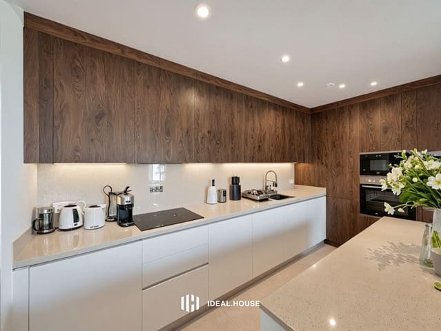 3 slaapkamer Appartement te koop in La Quinta, Benahavís met zwembad garage - € 1.295.000 (Ref: 9779111)