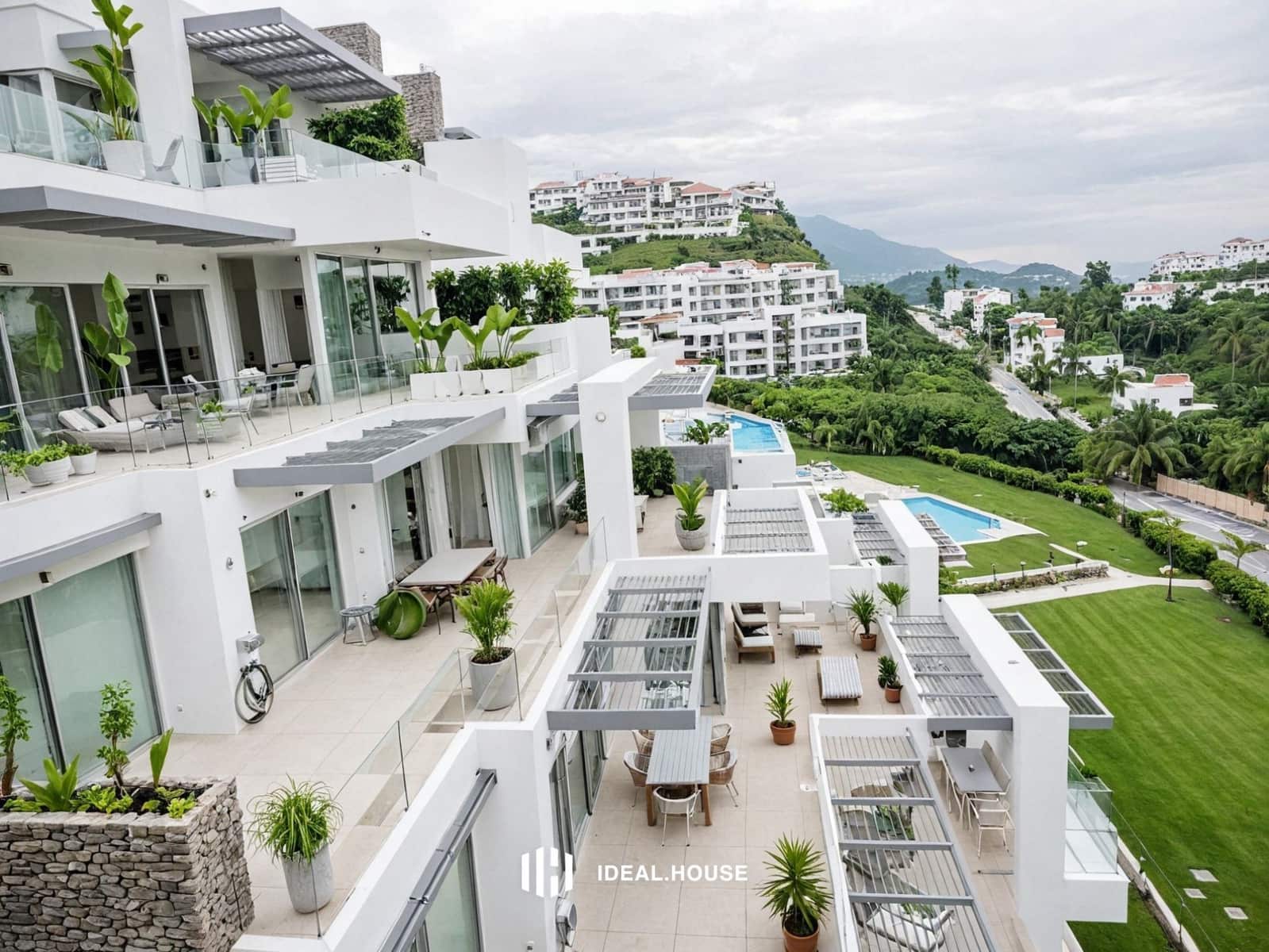 Apartamento de 3 habitaciones en La Quinta en venta con piscina garaje - 1.295.000 € (Ref: 9779111)