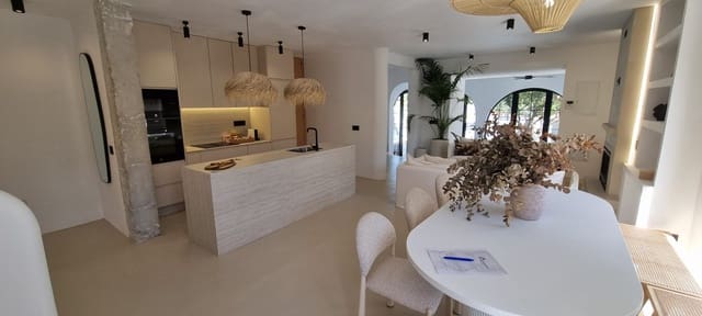 5 soveværelse Villa til salg i Torremolinos med swimmingpool garage - € 1.495.000 (Ref: 9995377)