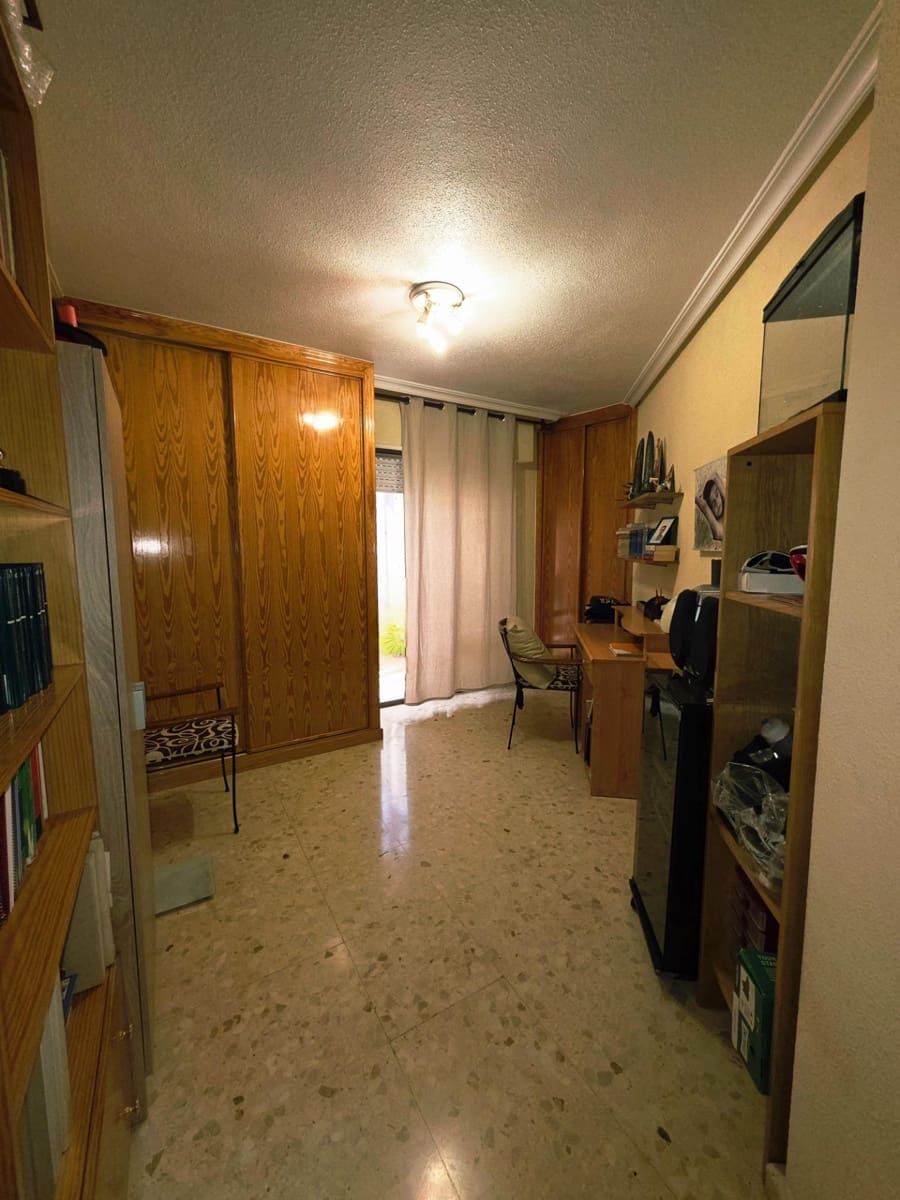 4 sovrum Lägenhet till salu i Alcantarilla med garage - 170 000 € (Ref: 9558745)