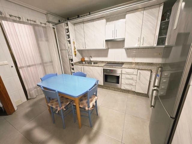 4 sovrum Lägenhet till salu i Alcantarilla med garage - 170 000 € (Ref: 9558745)