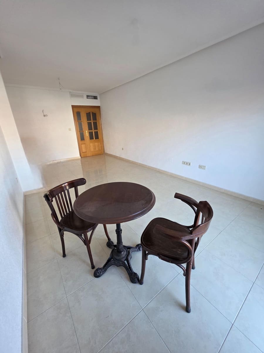 3 slaapkamer Flat te koop in La Matanza - € 190.000 (Ref: 9558746)