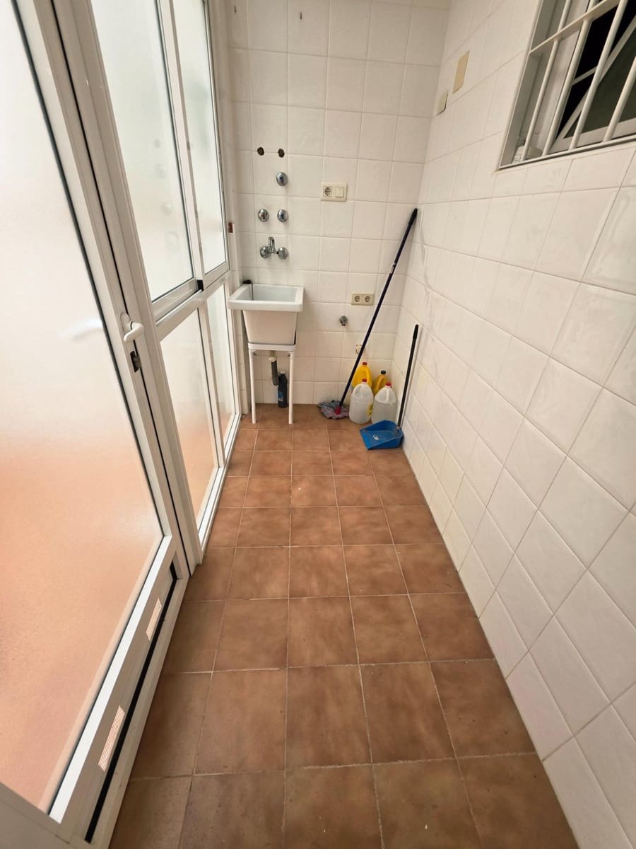 3 slaapkamer Flat te koop in La Matanza - € 190.000 (Ref: 9558746)