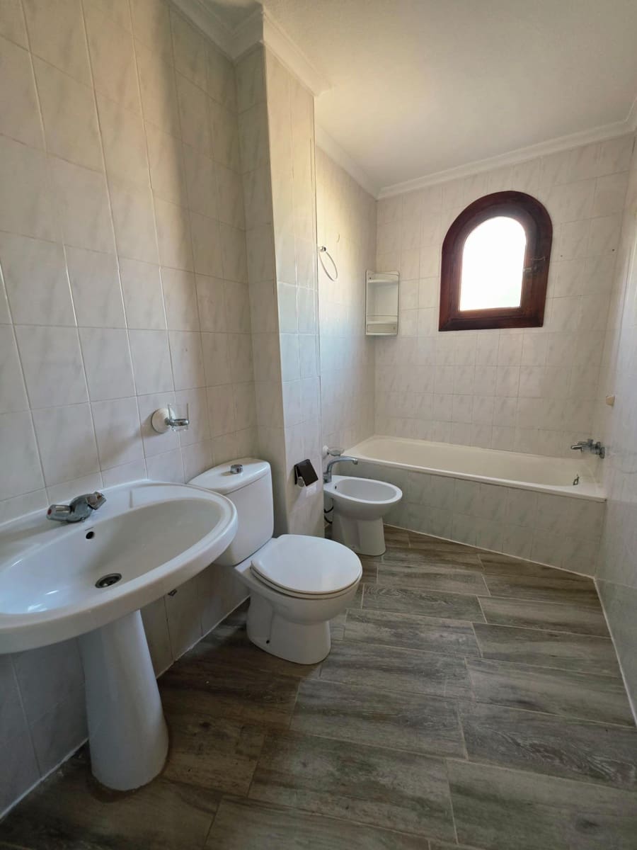 3 bedroom Bungalow for sale in Alamillo - € 140,000 (Ref: 9558747)