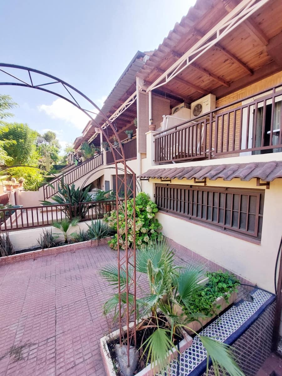 5 bedroom Terraced Villa for sale in Santo Angel with pool garage - € 500,000 (Ref: 9558752)