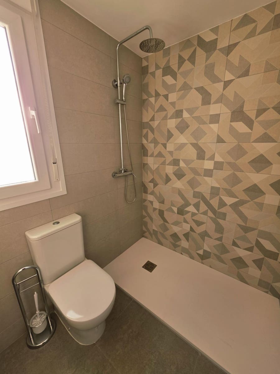 2 soverom Leilighet til salgs i La Manga del Mar Menor med svømmebasseng garasje - € 250 000 (Ref: 9558753)