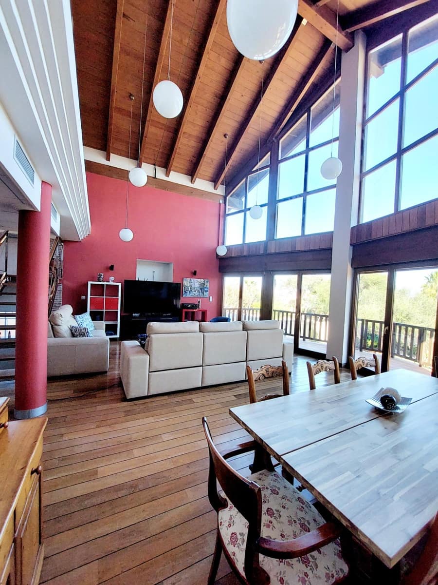 3 sypialnia Willa na sprzedaż w Cala Flores z basenem garażem - 800 000 € (Ref: 9558756)