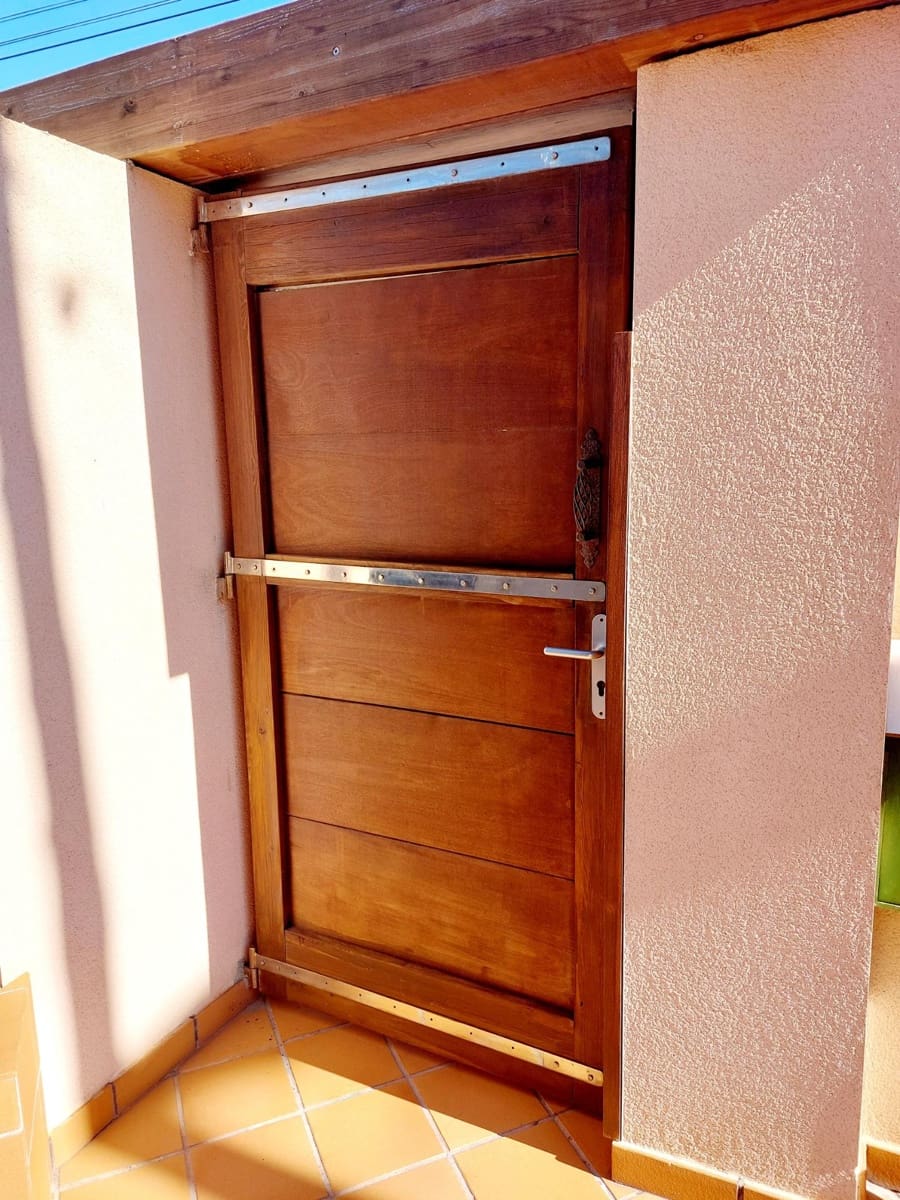 3 sypialnia Willa na sprzedaż w Cala Flores z basenem garażem - 800 000 € (Ref: 9558756)