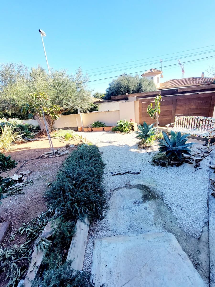 3 sypialnia Willa na sprzedaż w Cala Flores z basenem garażem - 800 000 € (Ref: 9558756)