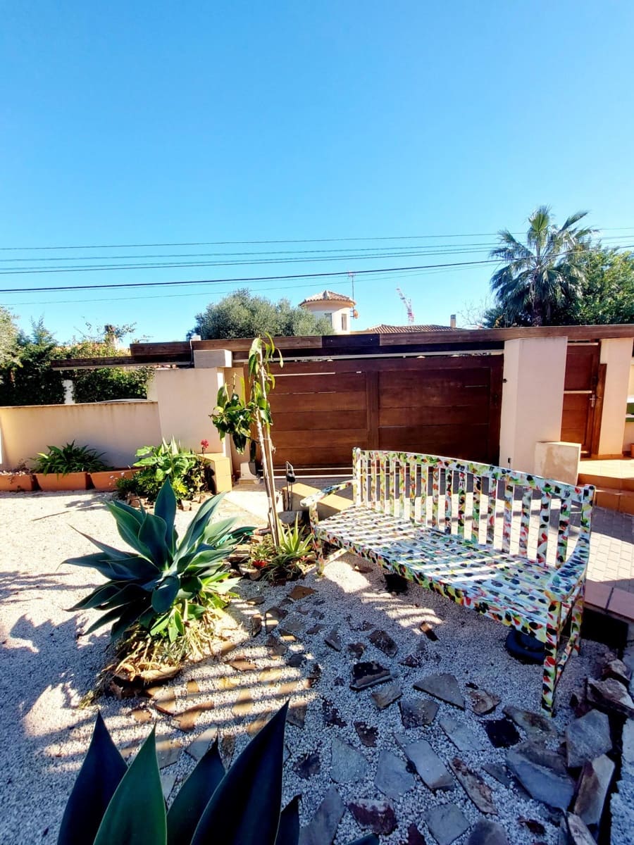 3 sypialnia Willa na sprzedaż w Cala Flores z basenem garażem - 800 000 € (Ref: 9558756)