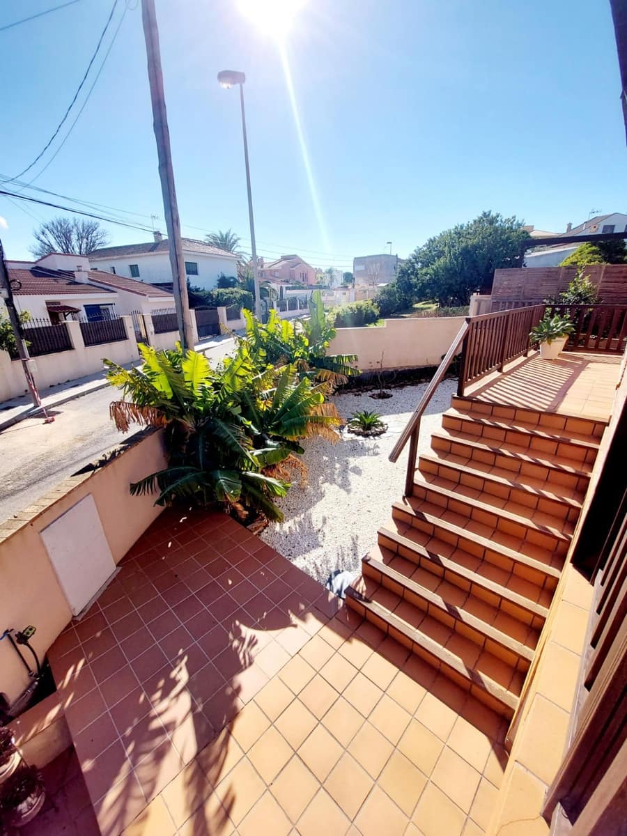 3 sypialnia Willa na sprzedaż w Cala Flores z basenem garażem - 800 000 € (Ref: 9558756)