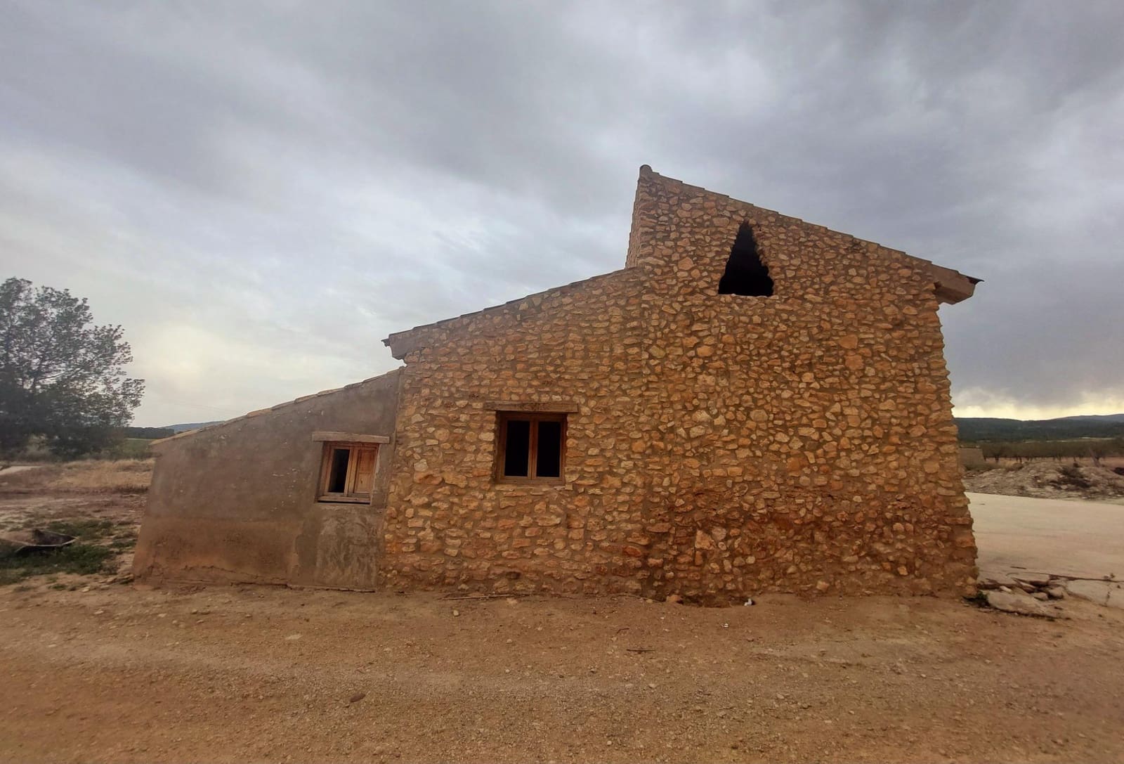 2 soveværelse Finca/Landehus til salg i Alhama de Murcia - € 78.000 (Ref: 9558758)