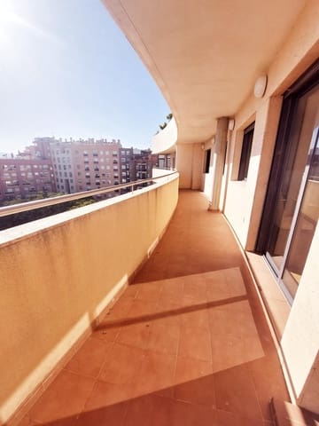 4 bedroom Penthouse for sale in Vista Alegre, Murcia city with garage - € 500,000 (Ref: 9558760)