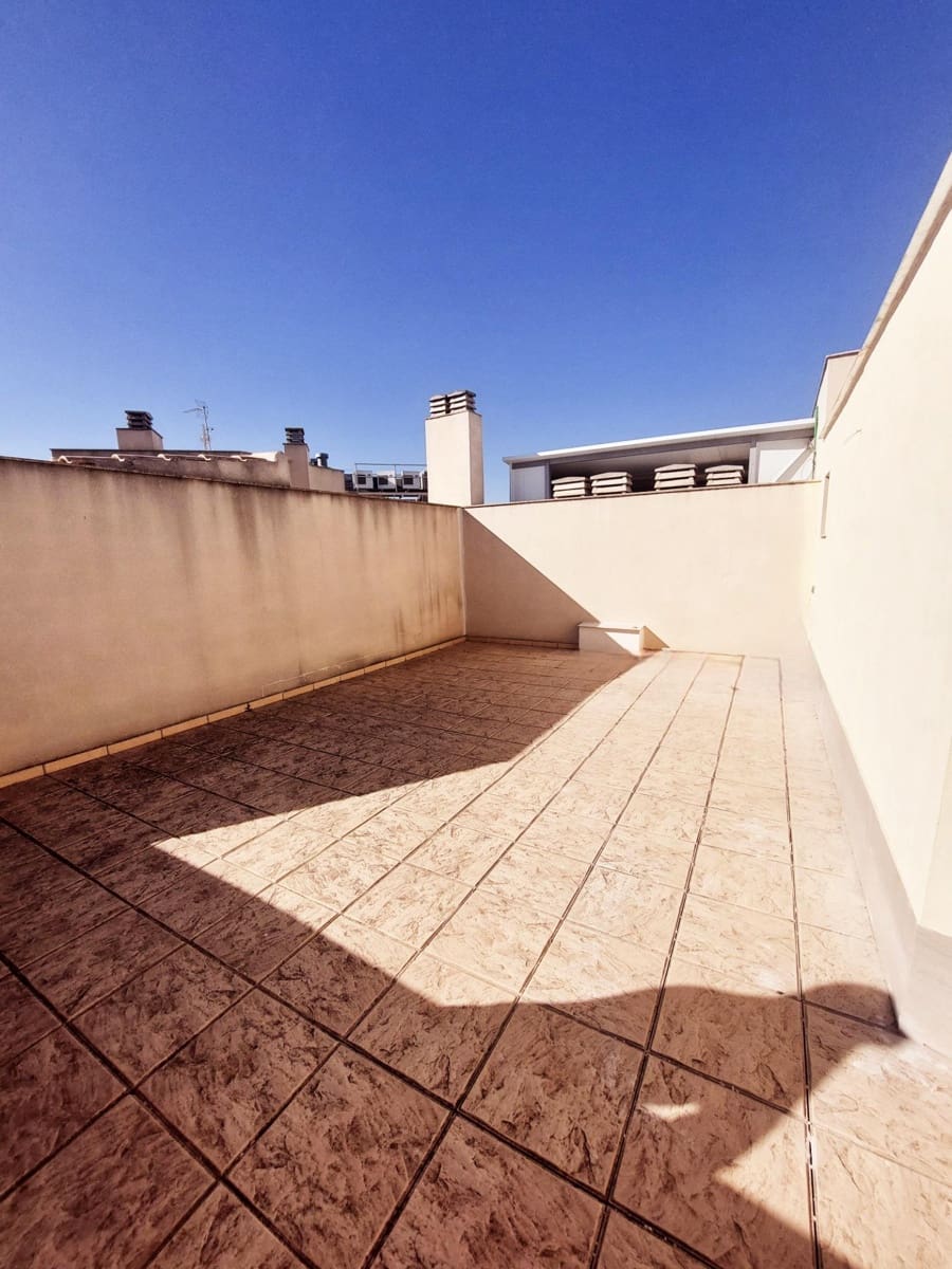 4 bedroom Penthouse for sale in Murcia city with garage - € 500,000 (Ref: 9558760)