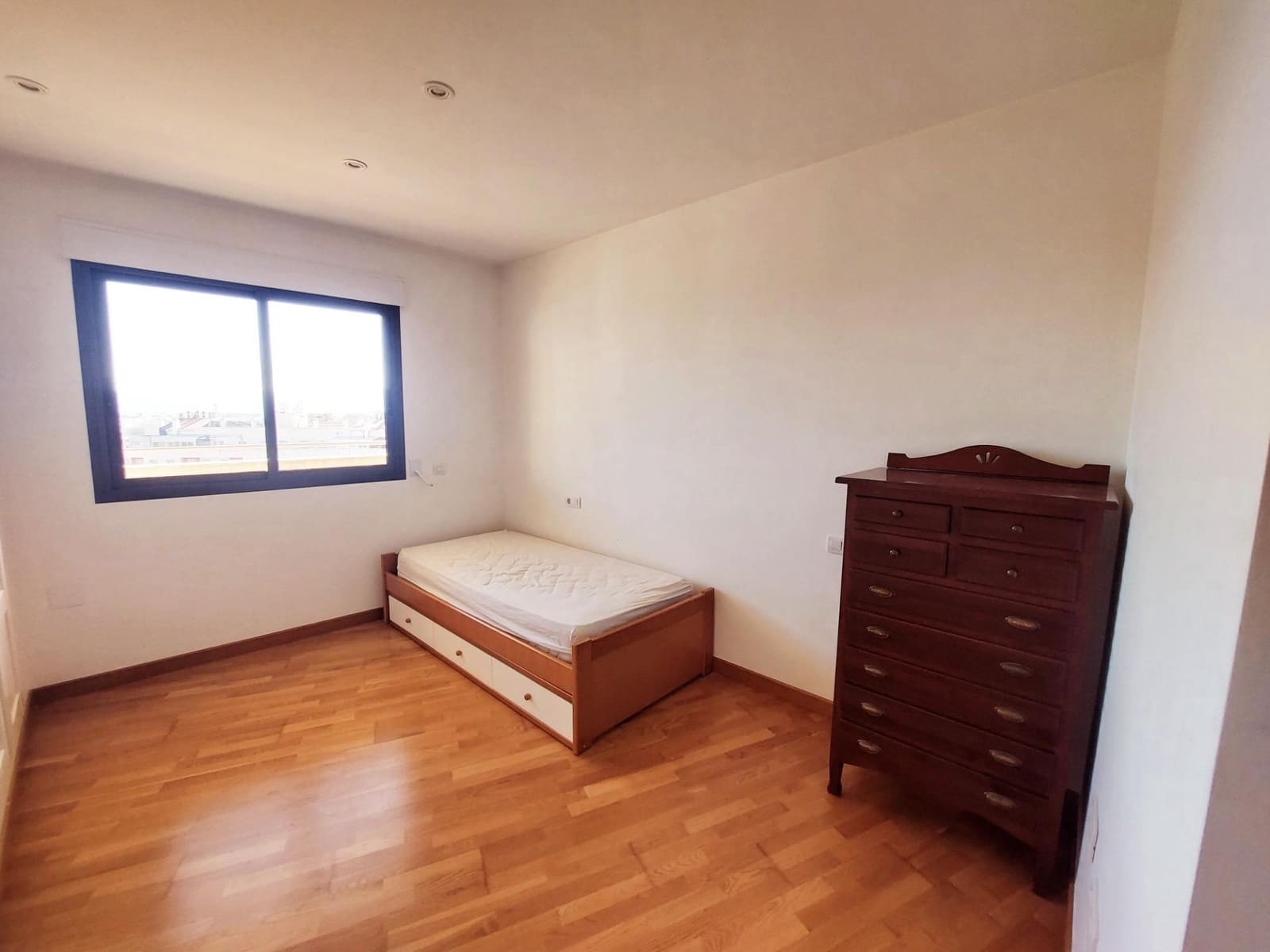 4 bedroom Penthouse for sale in Murcia city with garage - € 500,000 (Ref: 9558760)