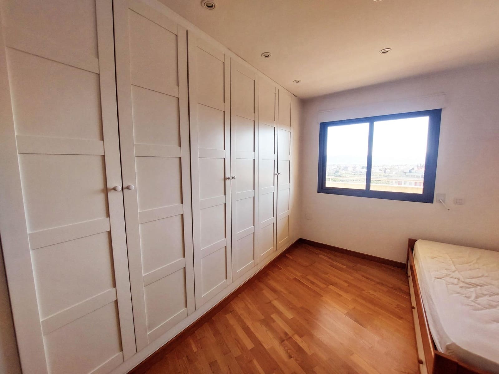 4 bedroom Penthouse for sale in Murcia city with garage - € 500,000 (Ref: 9558760)